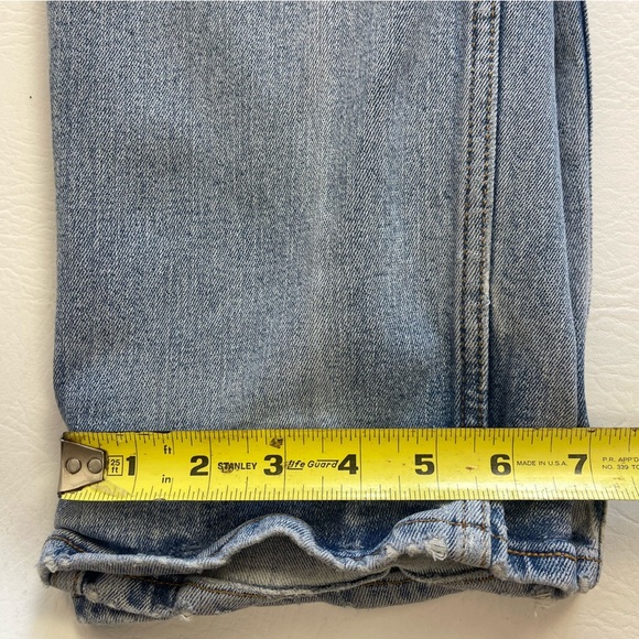 Levi's Men's Classic WorkWear Fit 505 Light Blue Straight Jeans. size 34x32 - Picture 6 of 13